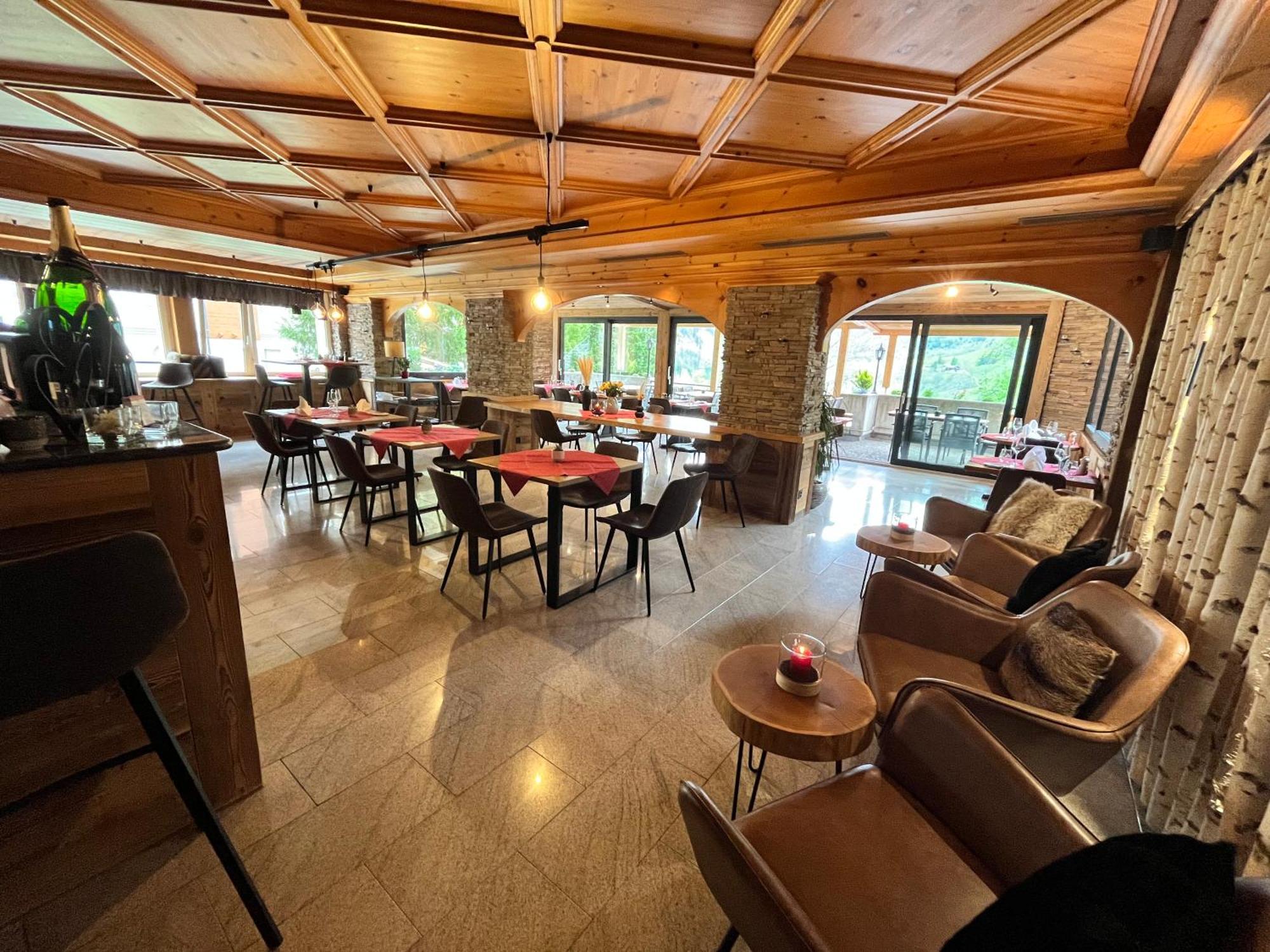 Alfa Superieur - Leukerbad-therme Hotel